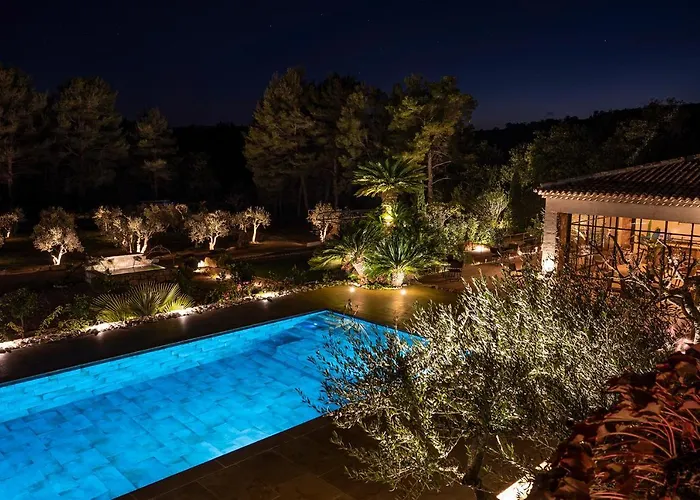 Le Clos De Mansart Panzió 4*