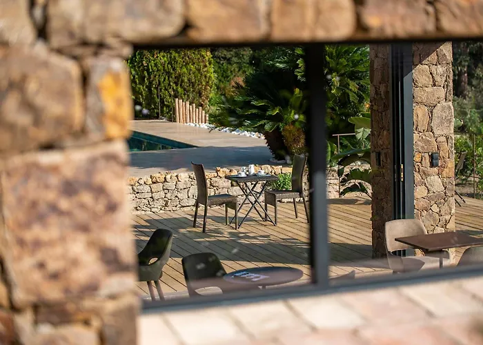 Le Clos De Mansart Grimaud