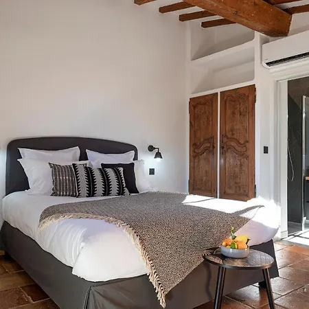 Le Clos De Mansart Bed & Breakfast Grimaud