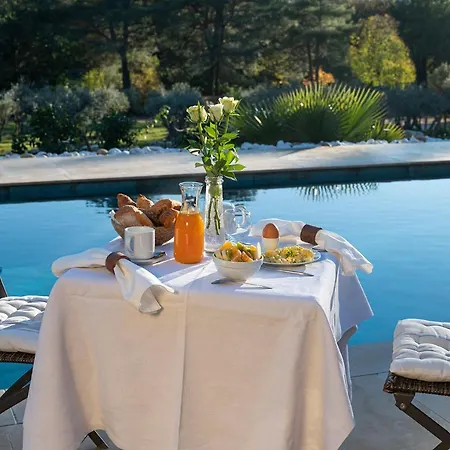 Le Clos De Mansart לינה וארוחת בוקר 4*