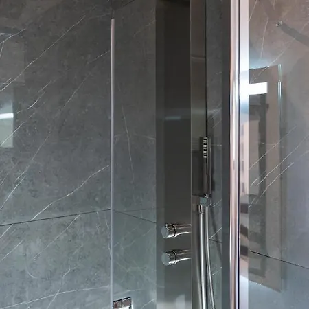 Bed & Breakfast Le Clos De Mansart 4*