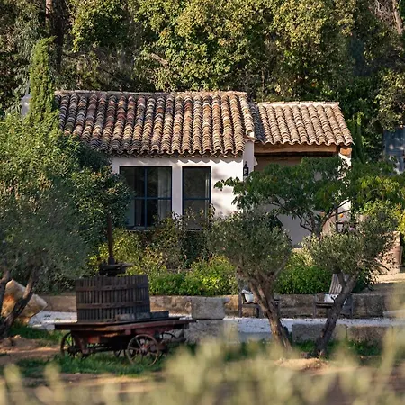 Le Clos De Mansart לינה וארוחת בוקר 4*