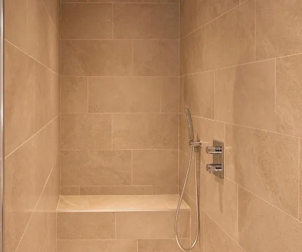 Le Clos De Mansart 4*