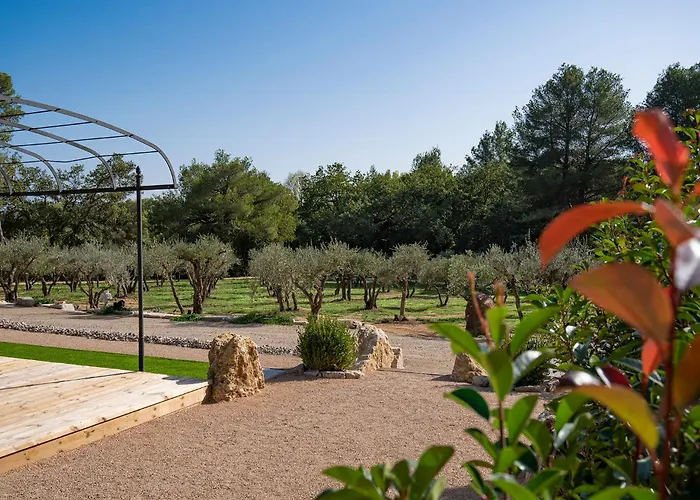 Le Clos De Mansart Frühstückspension Grimaud